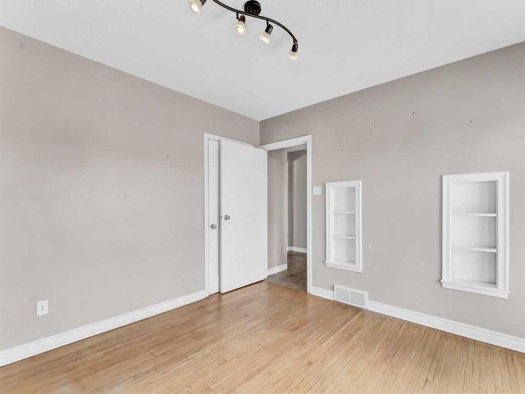 109 3rd Street NW