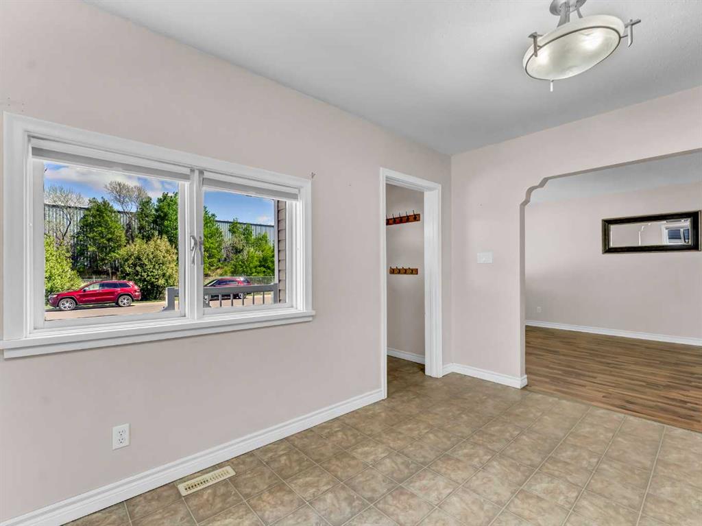 109 3rd Street NW