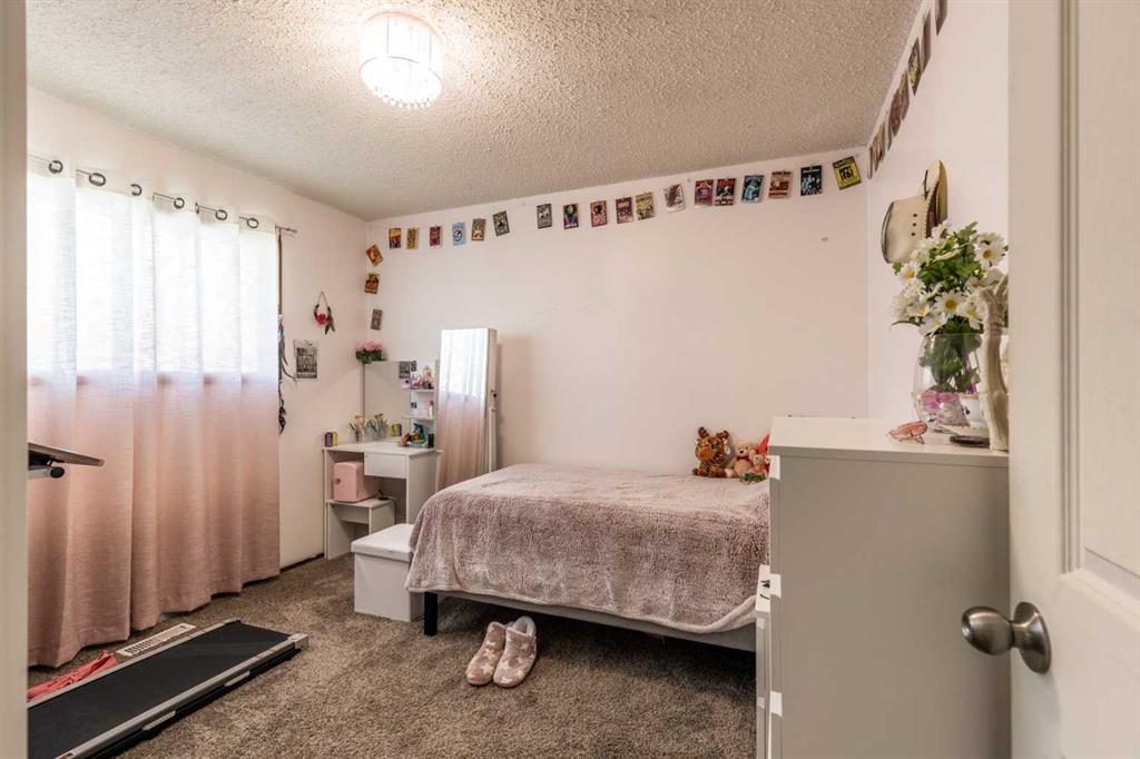 18 Elder Avenue SE