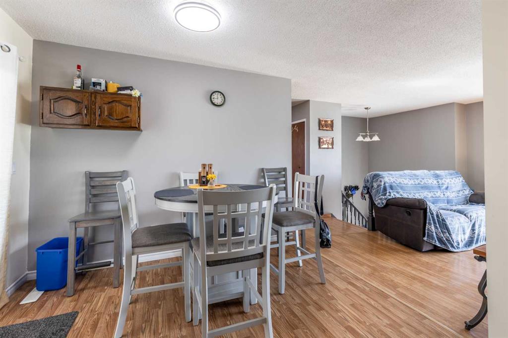 18 Elder Avenue SE