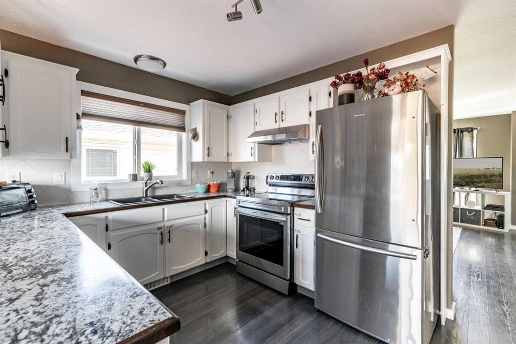 10 Rundle Crescent SE