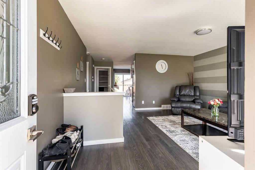 10 Rundle Crescent SE