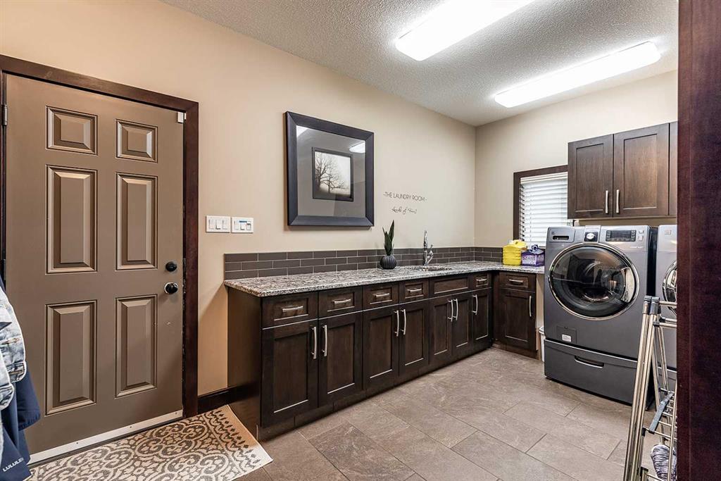 11232 Black & White Trail  