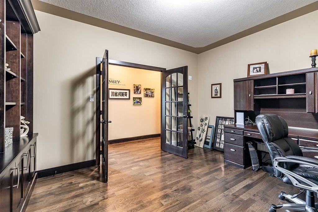 11232 Black & White Trail  