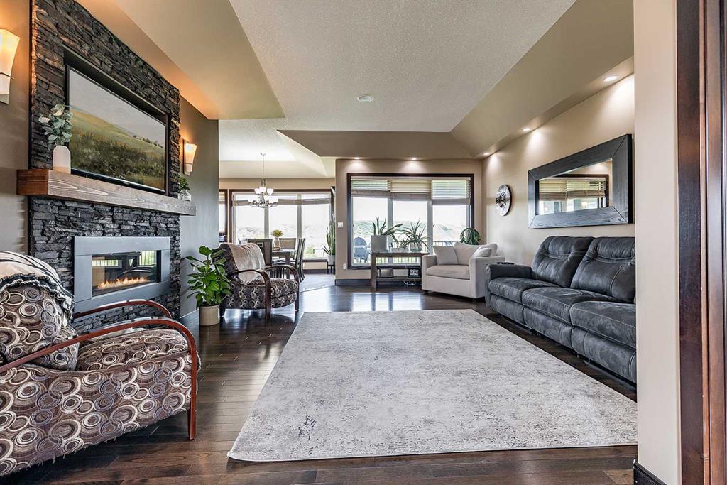 11232 Black & White Trail  