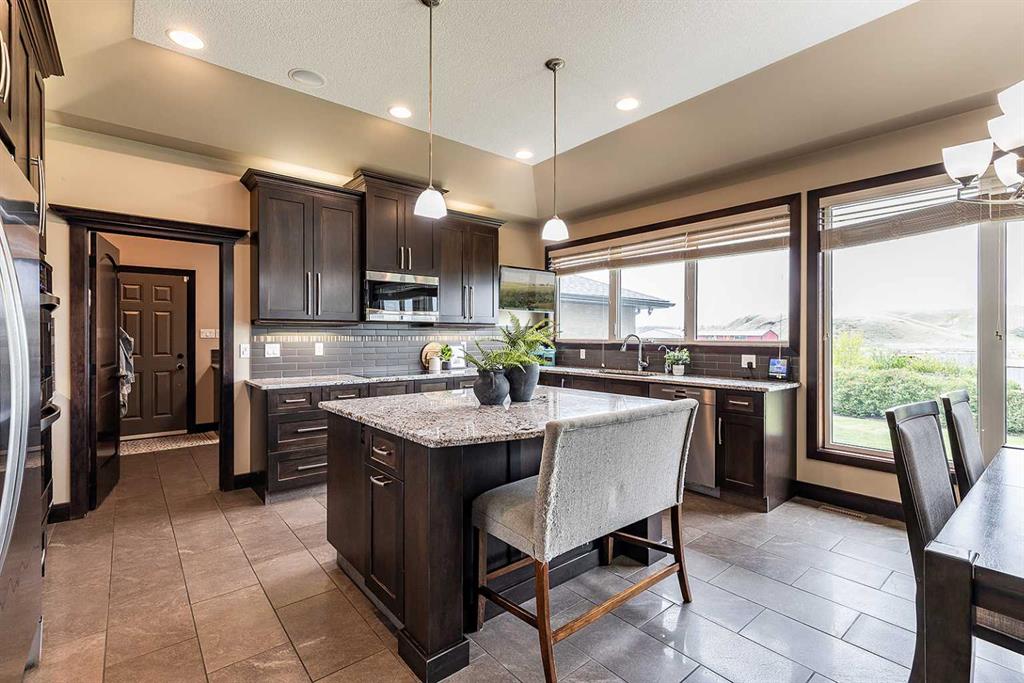 11232 Black & White Trail  