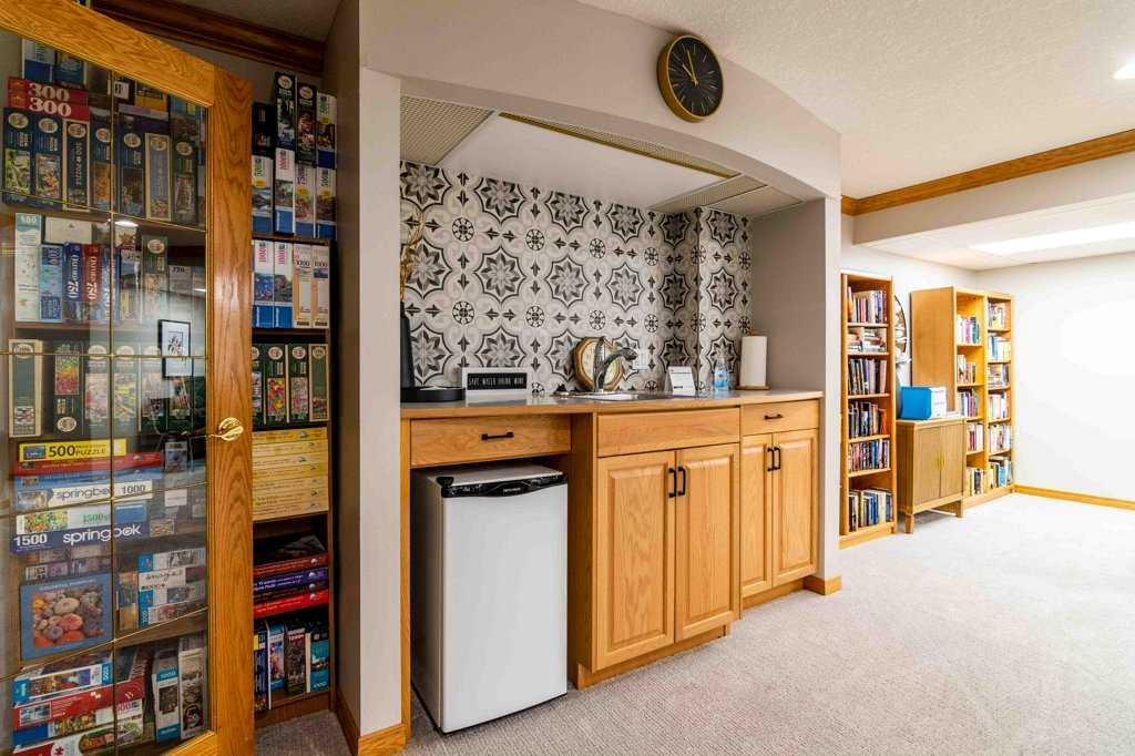 #322 1182 Southview Drive SE