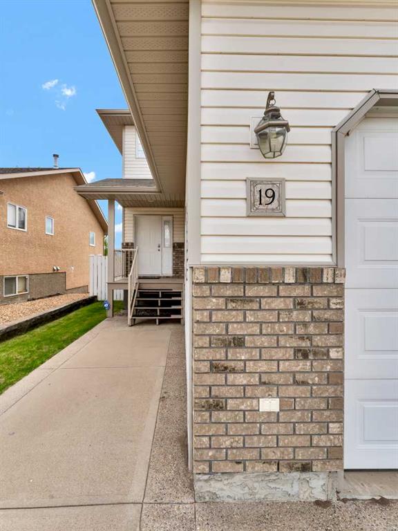 19 Terrace Place NE