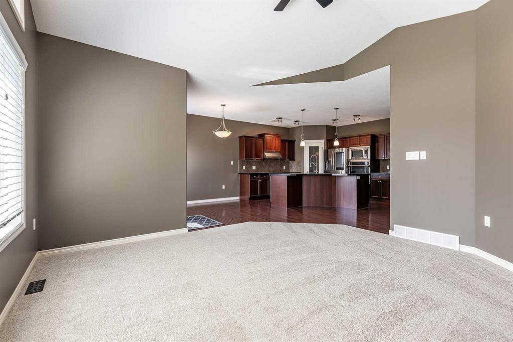 59 Desert Blume Crescent 