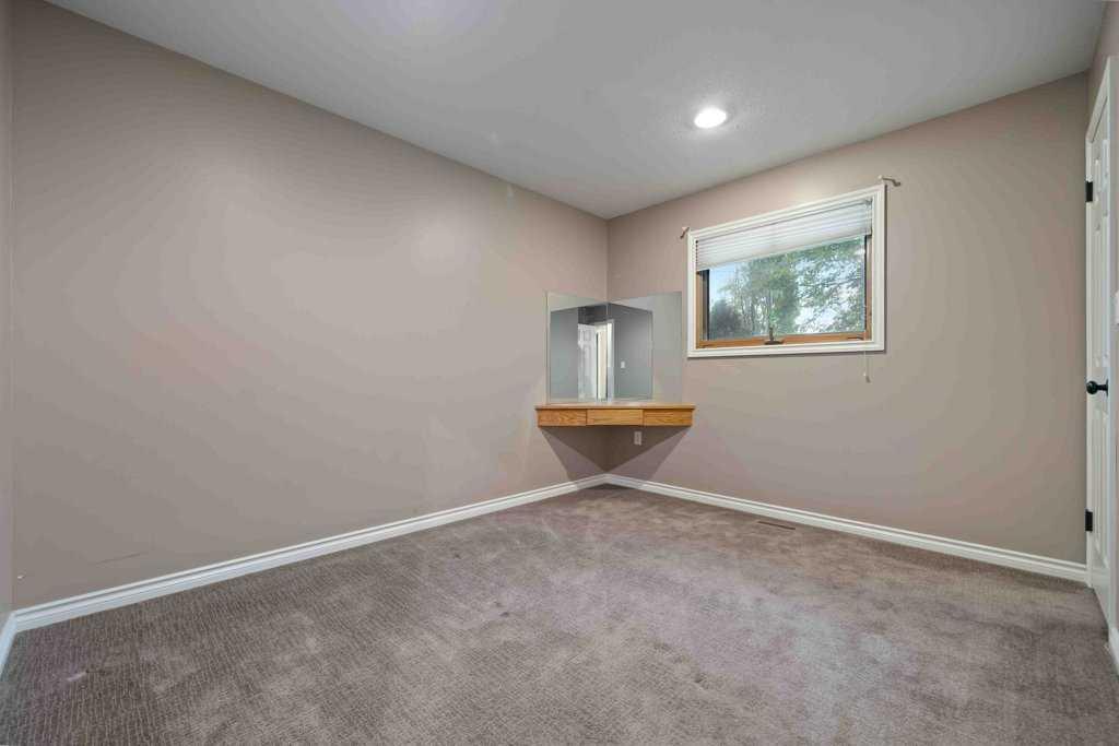 14 Schuler Place SE