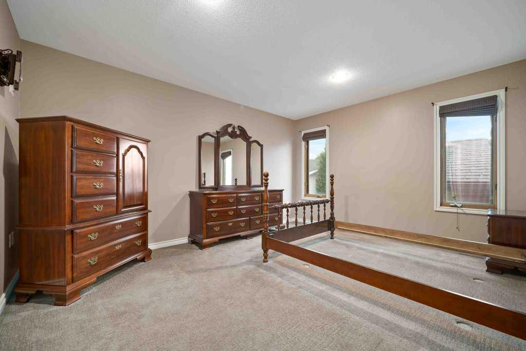 14 Schuler Place SE