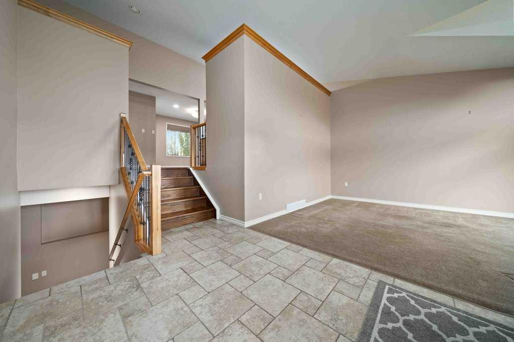 14 Schuler Place SE