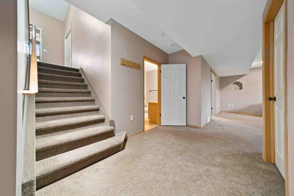 14 Schuler Place SE