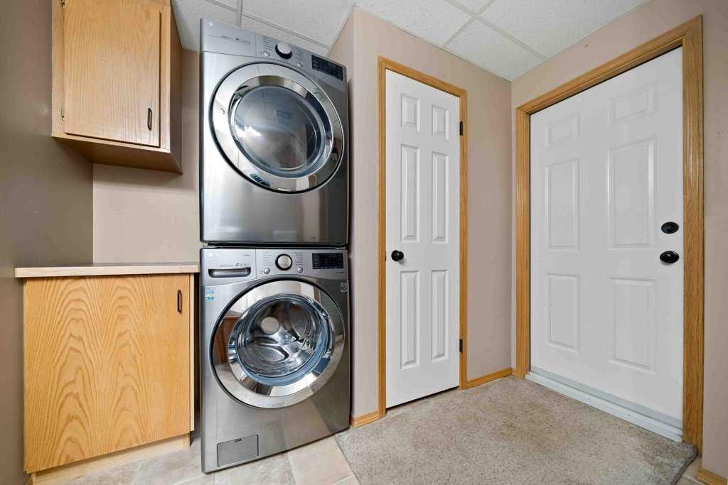 14 Schuler Place SE