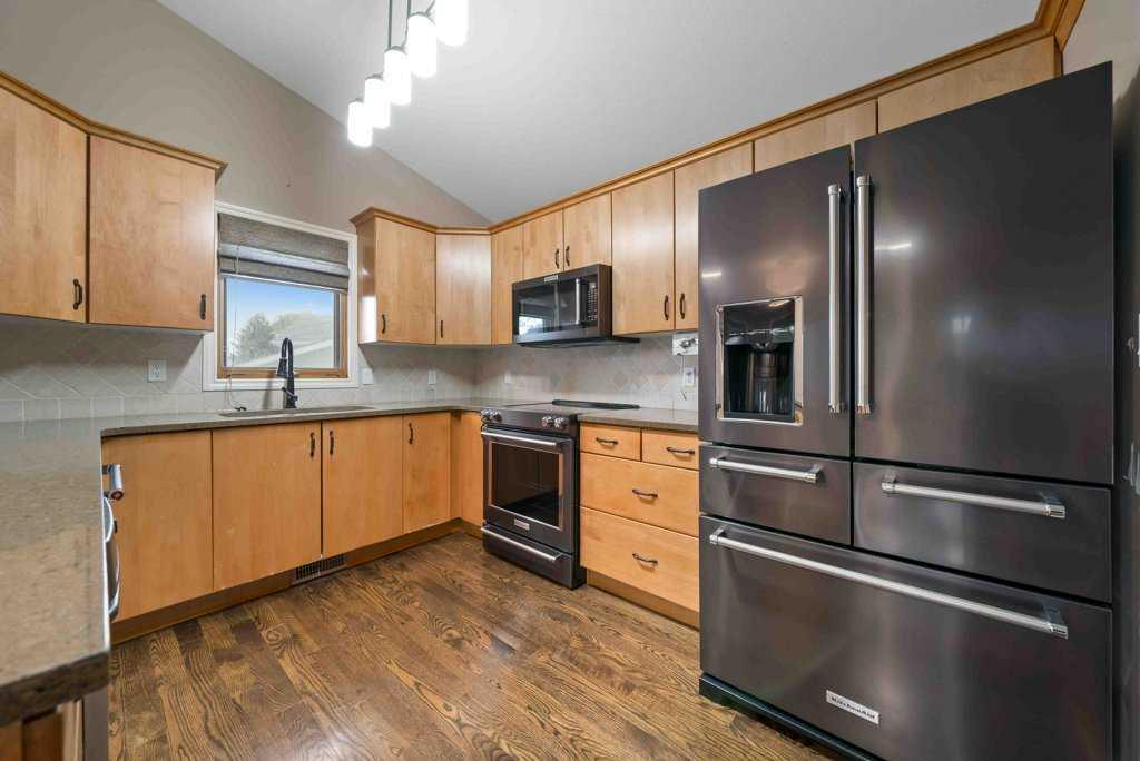 14 Schuler Place SE
