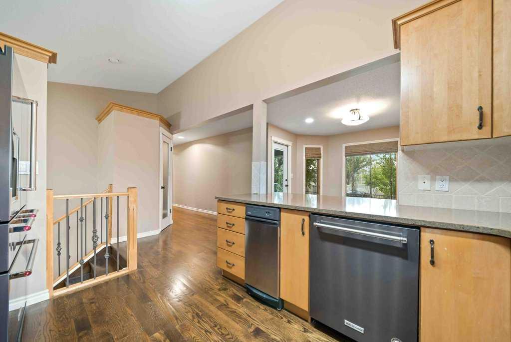 14 Schuler Place SE