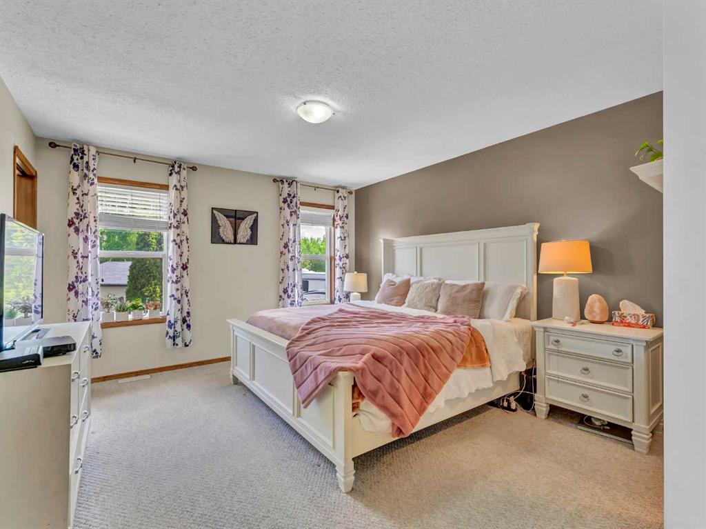 224 Vista Road SE
