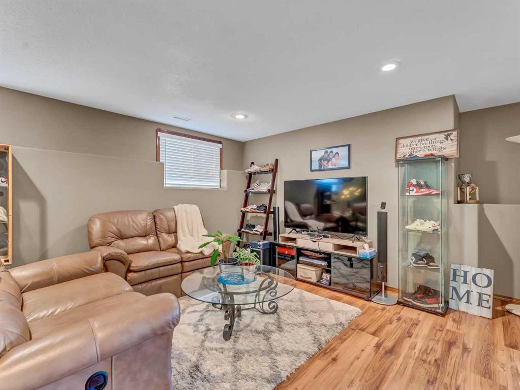 224 Vista Road SE