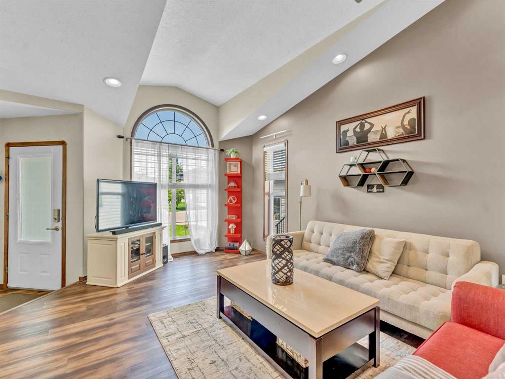 224 Vista Road SE