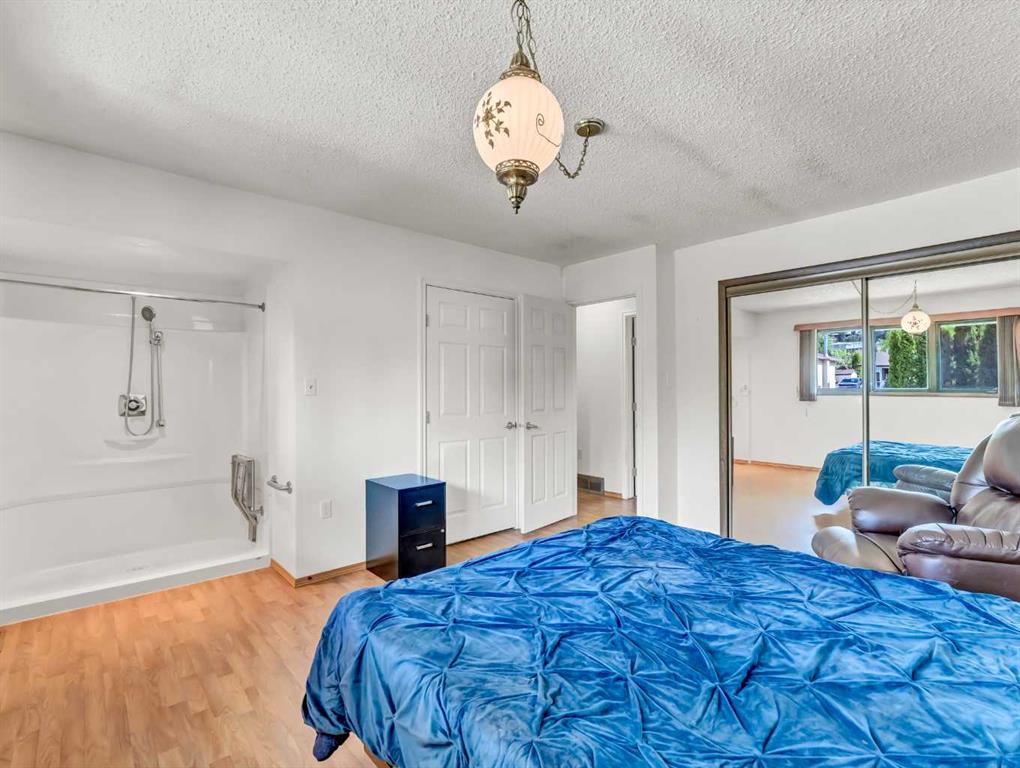 14 Finlay Court SW
