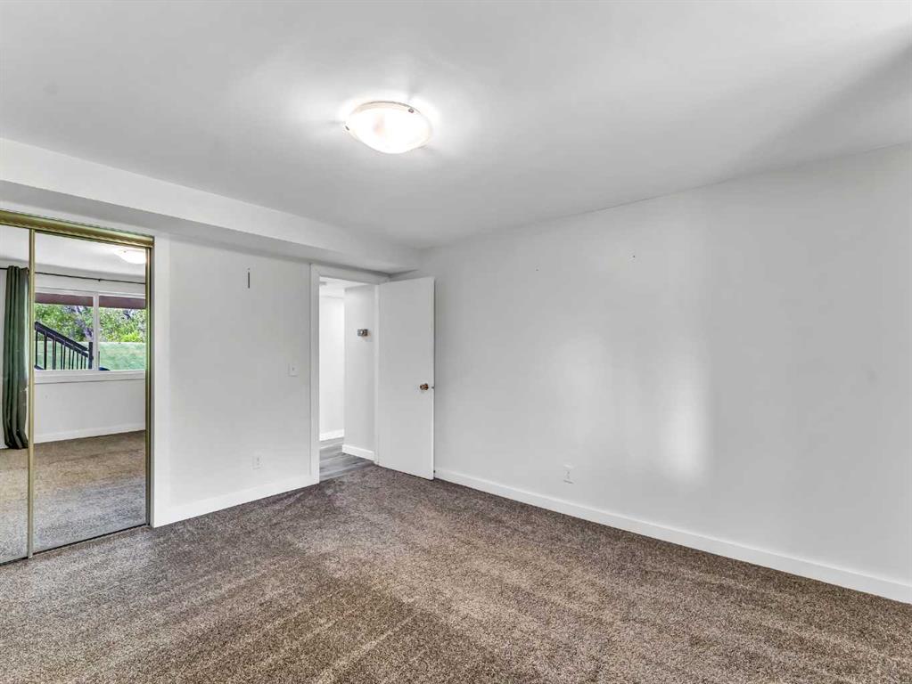 14 Finlay Court SW