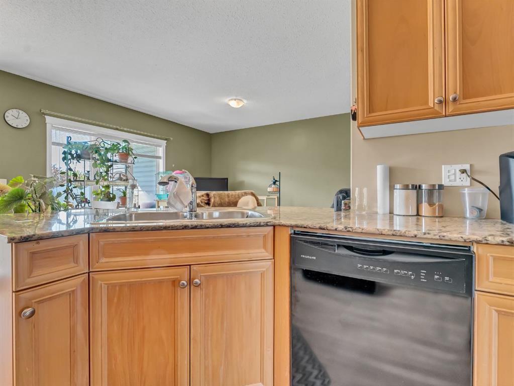 34 Northlands Pointe NE