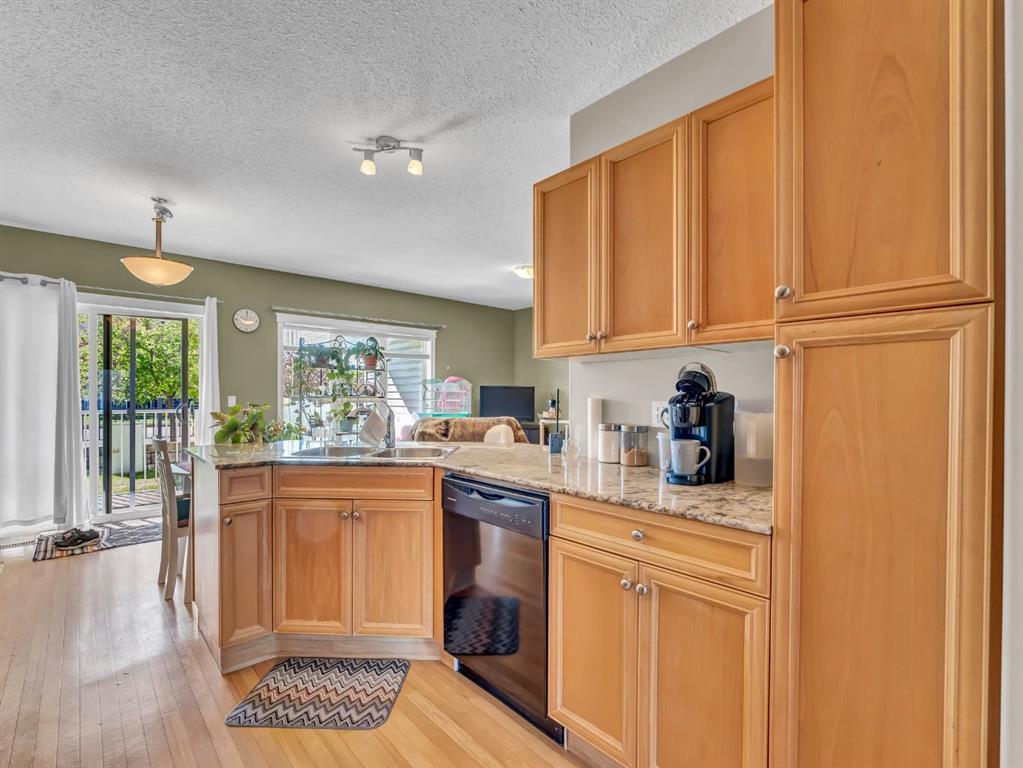 34 Northlands Pointe NE