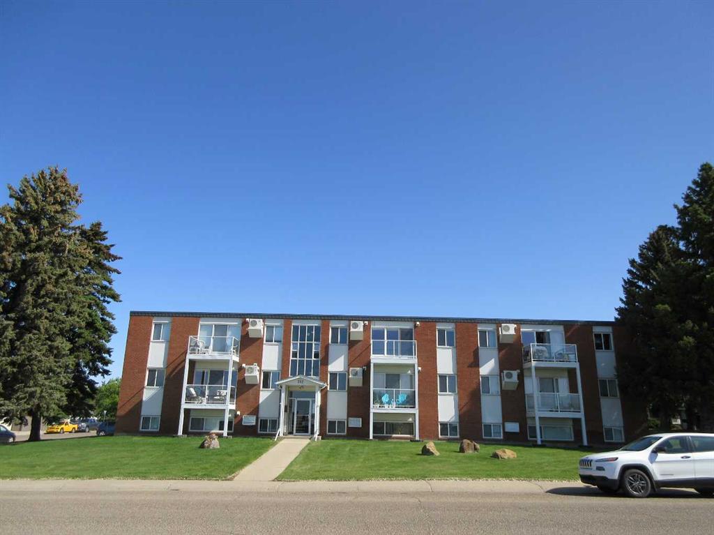 #18 512 McCutcheon Drive NW