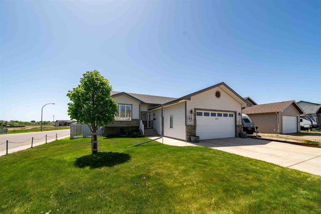 213 5 Avenue SW, Redcliff