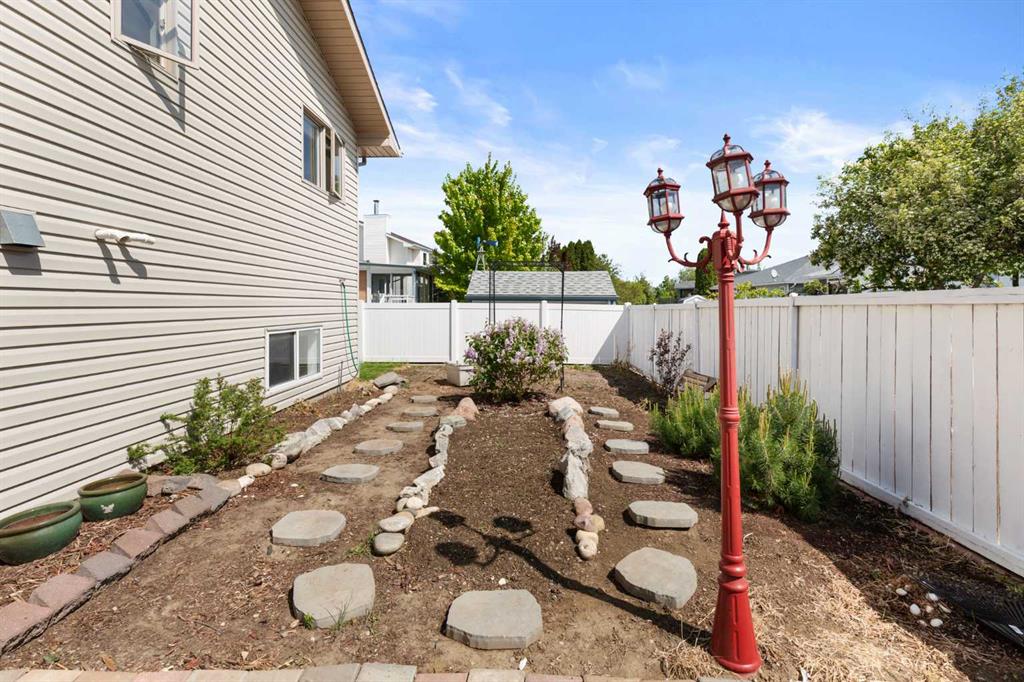 163 Shannon Drive SE