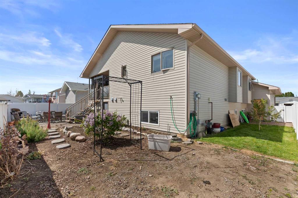 163 Shannon Drive SE