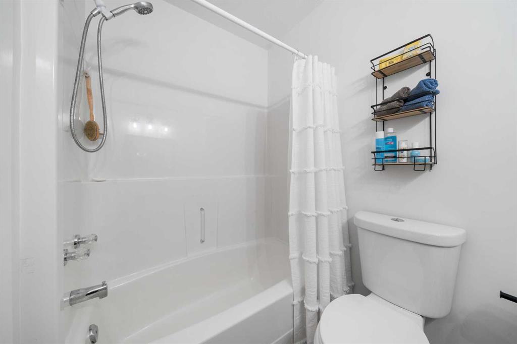 74 Park Meadows Lane SE