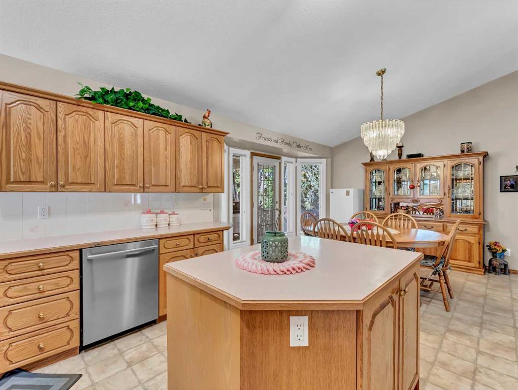 15 Park Meadows Court SE