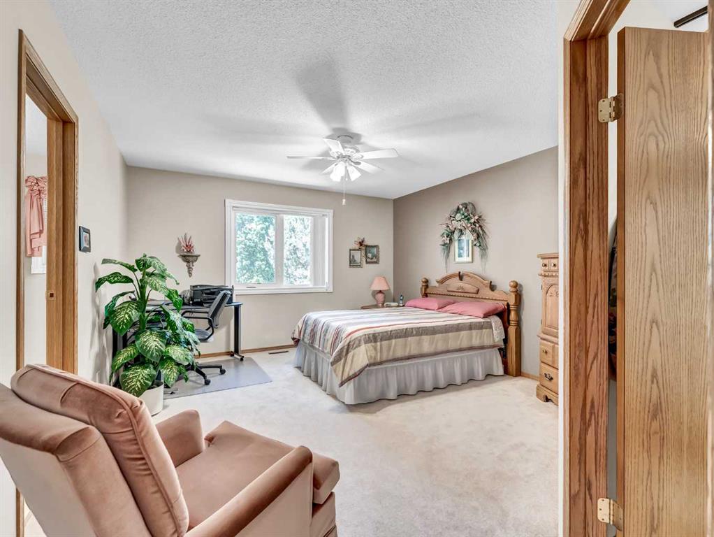 15 Park Meadows Court SE