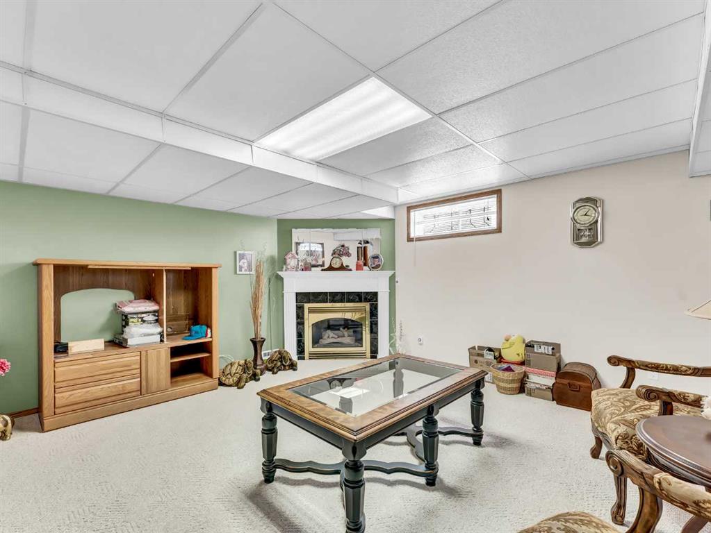 15 Park Meadows Court SE