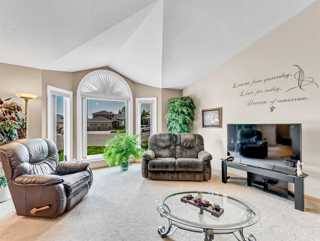 15 Park Meadows Court SE