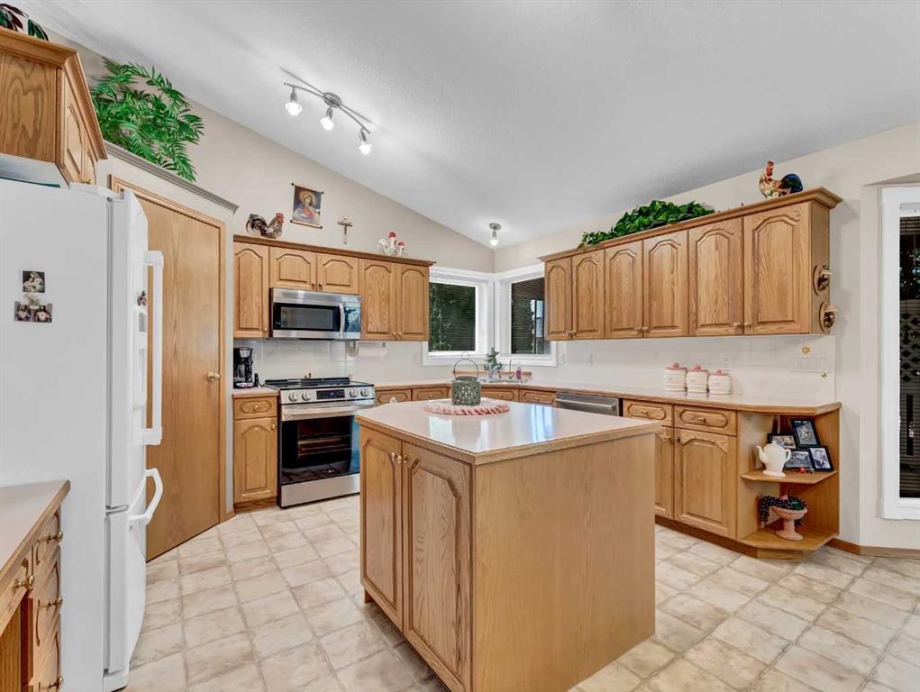 15 Park Meadows Court SE