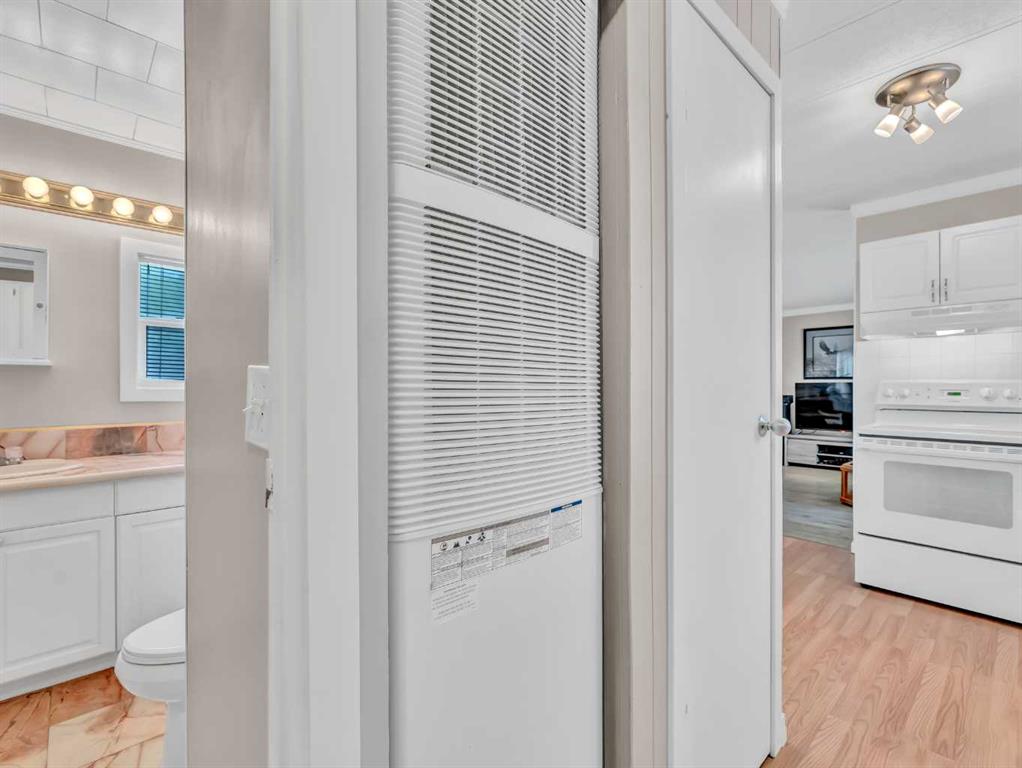 361 Beaufort Crescent SW