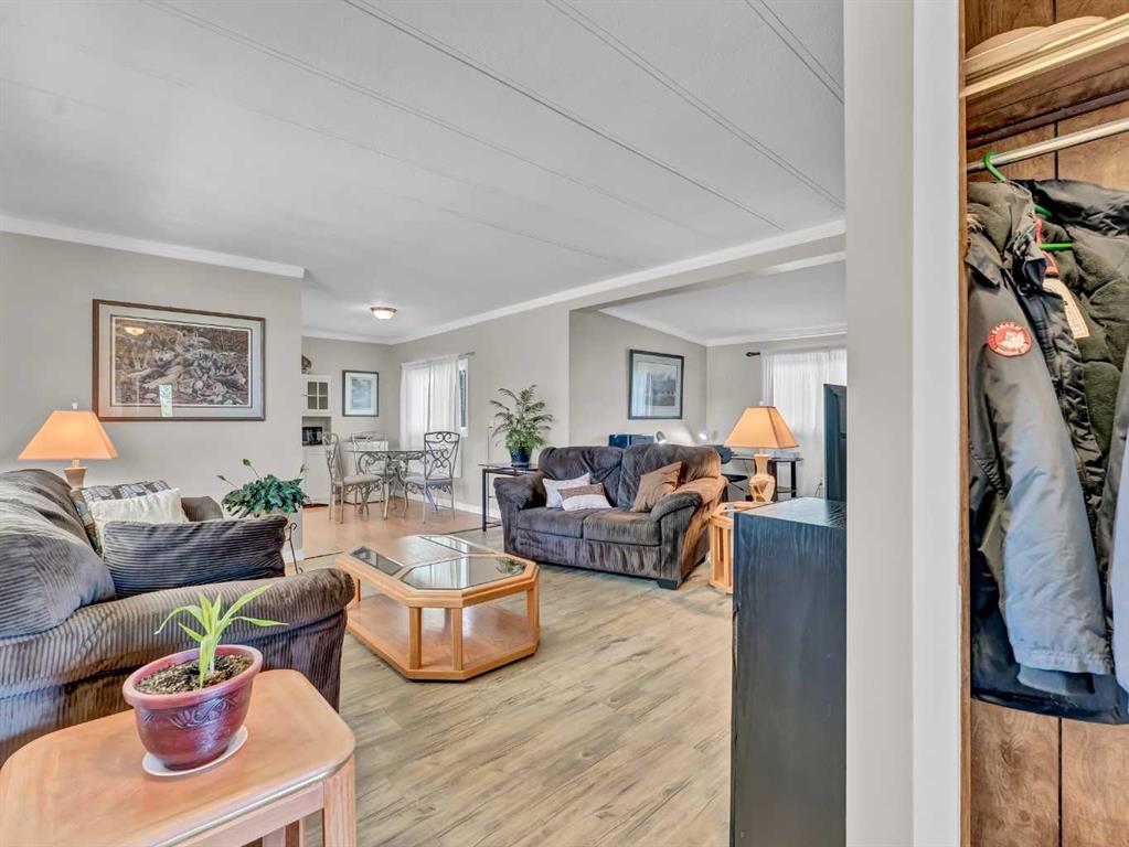 361 Beaufort Crescent SW