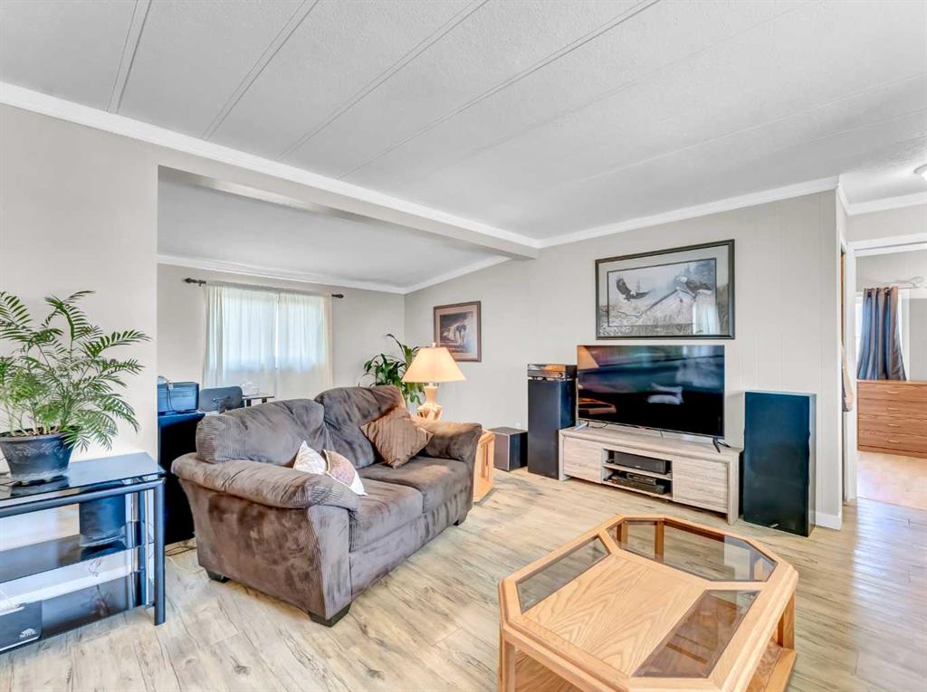 361 Beaufort Crescent SW