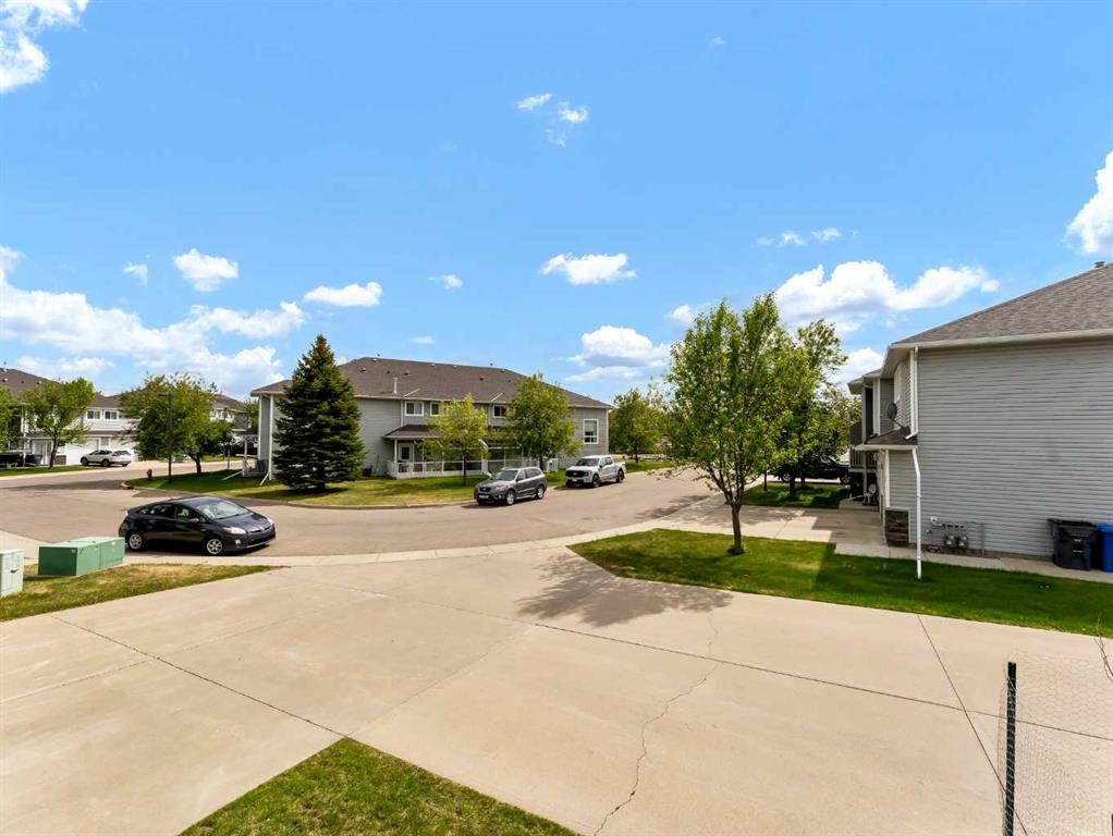 37 Northlands Way NE