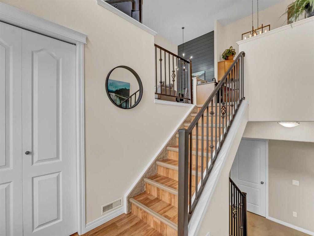 37 Northlands Way NE