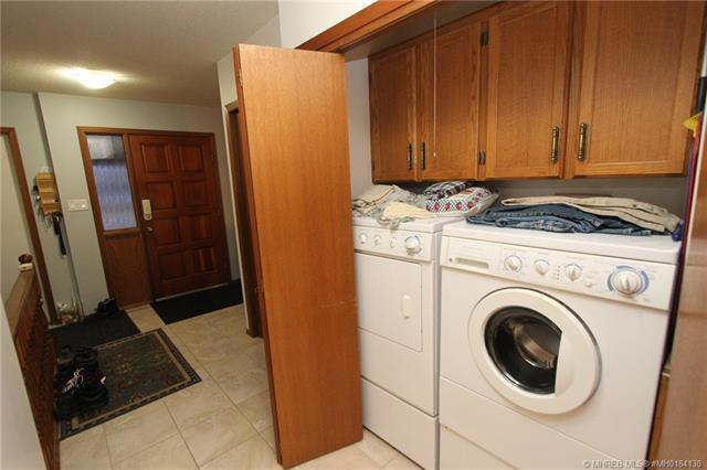 22 Rideau Crescent SE