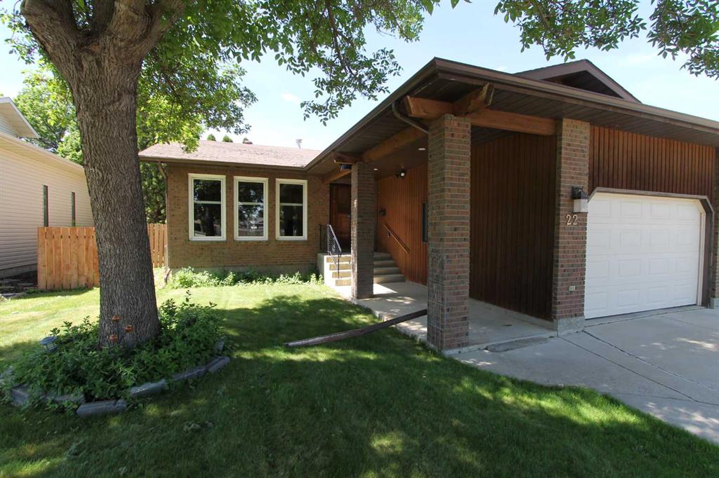 22 Rideau Crescent SE