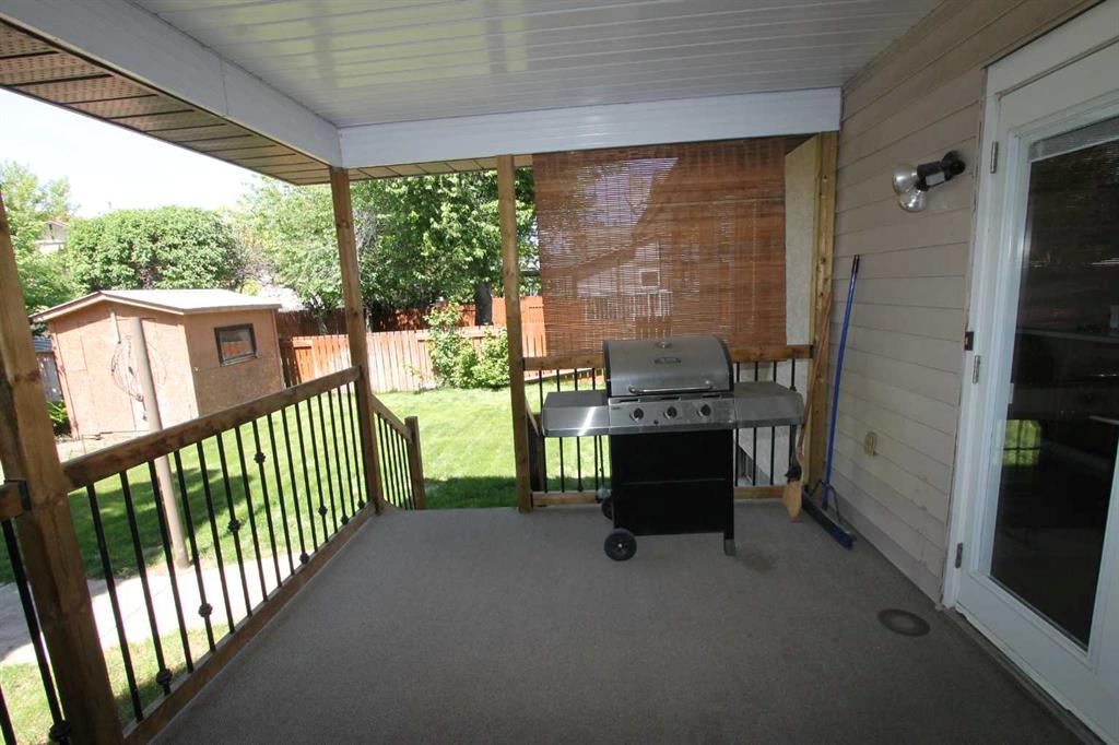 22 Rideau Crescent SE