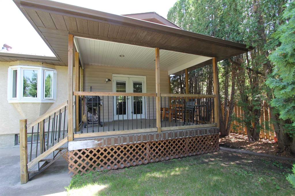 22 Rideau Crescent SE
