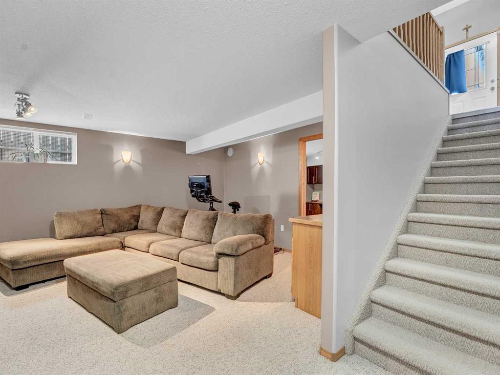 24 Sunrise Circle SW