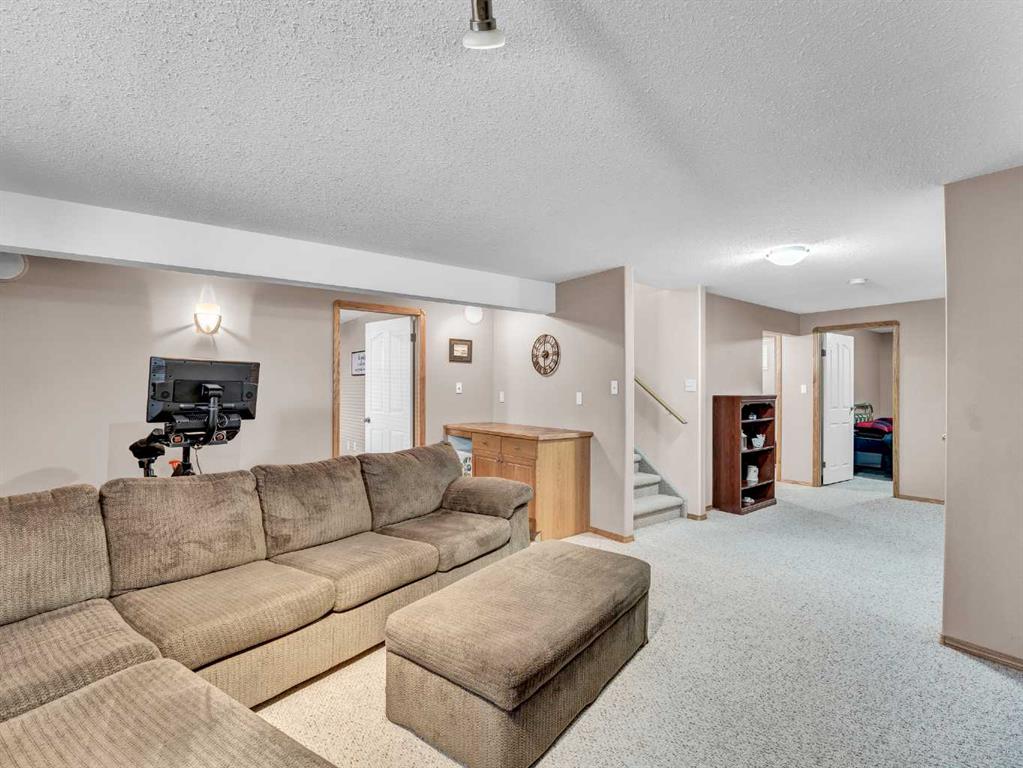 24 Sunrise Circle SW