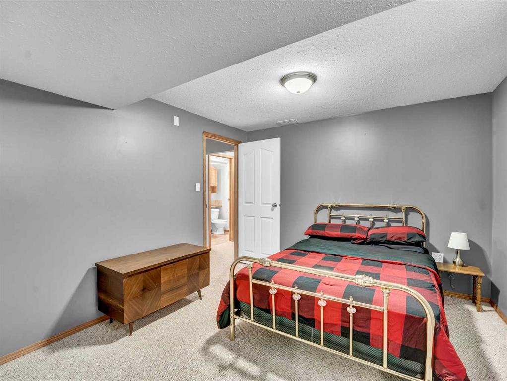24 Sunrise Circle SW