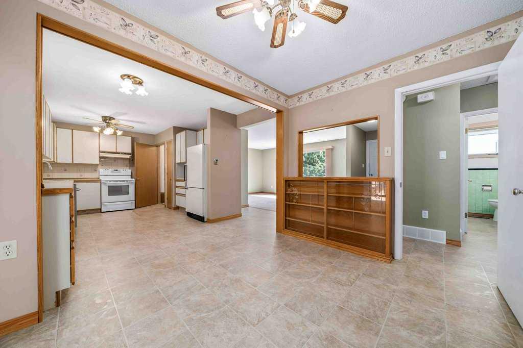 89 Cochrane Drive NW